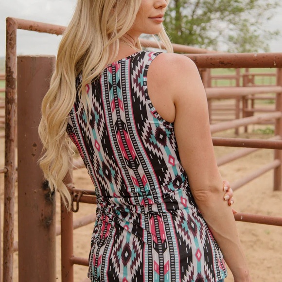 Gulf Coast Tank - Picture 3 of 4